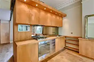 102 Jerningham Road, photo 3