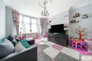 102 Sussex Road, photo 2