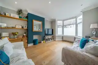 103 Caithness Road, photo 2