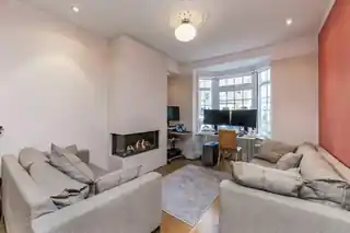103 Fulwell Road, photo 2