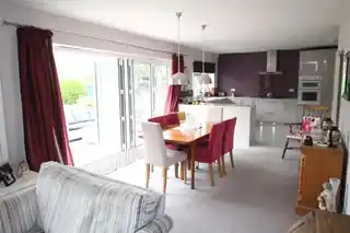 103 Park Road, photo 3