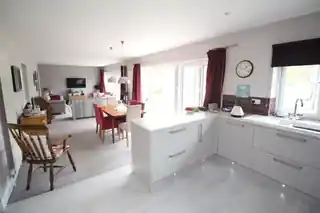 103 Park Road, photo 4