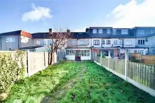 103 Sandringham Road, photo 4