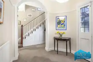 103 Torrington Park, photo 4