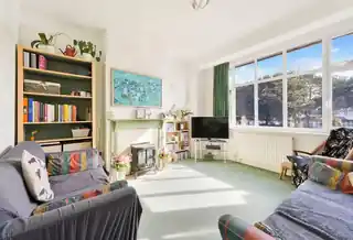 104 Bridgewood Road, photo 2