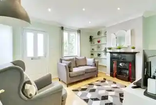 104 Cowper Road, photo 3