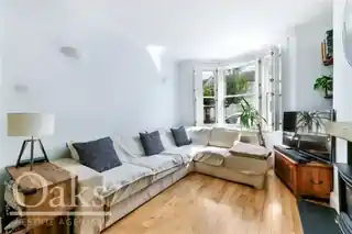 104 Dalmally Road, photo 3