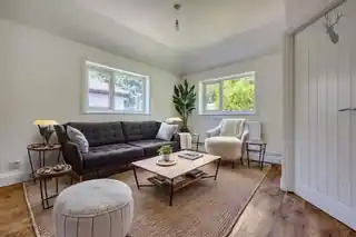 104 Emma Road, photo 2