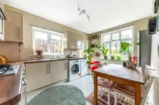 104A Crofton Park Road, photo 3