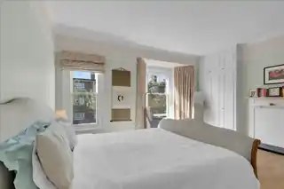 105 Godolphin Road, photo 3