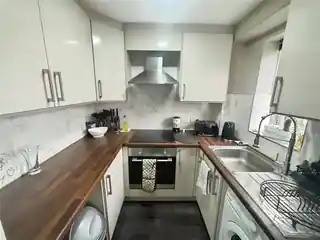 105 Redford Close, photo 2