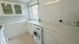 105, Sutton Heights, Albion Road, photo 3