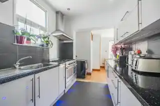 105 Wards Road, photo 2