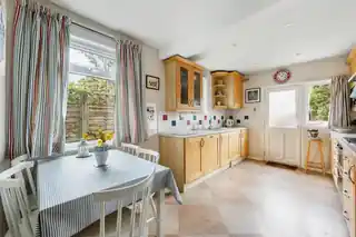 105 Whitestile Road, photo 3