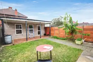 106 Carlyon Road, photo 2