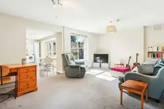 106B Amyand Park Road, photo 4