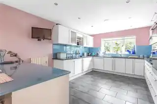 107 Hallowell Road, photo 3