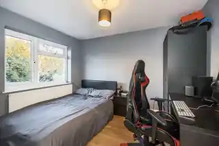 107 Merlin Road, photo 3