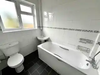 107 Roebuck Road, photo 4