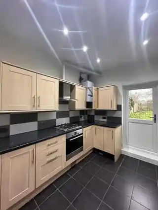 107 Westwood Road, photo 3