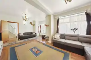 107A Gordon Road, photo 2