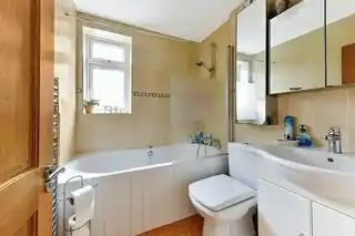 108 Canterbury Road, photo 4