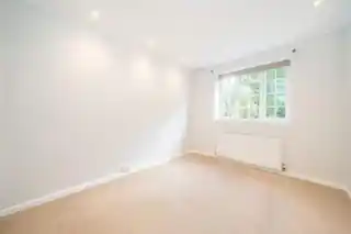 108, Clifden Court, Clifden Road, photo 3