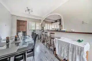 109 Brenchley Gardens, photo 4