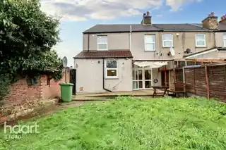 109 Essex Road, photo 3