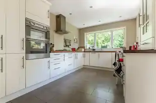 109 King Charles Road, photo 3