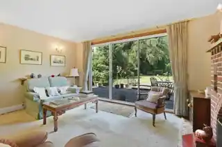 109 Woodmansterne Road, photo 4