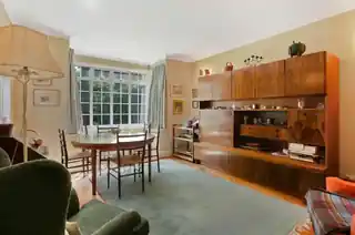 109 Woodmansterne Road, photo 3