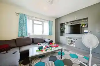 10A Park Drive, photo 2