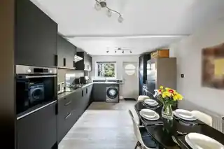 11 Alba Close, photo 4
