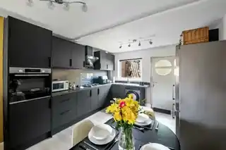 11 Alba Close, photo 2
