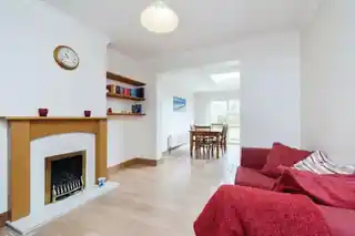 11 Beecholme Avenue, photo 3