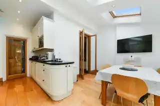 11 Clarence Road, photo 4