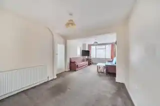 11 Coronation Road, photo 4