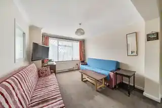 11 Coronation Road, photo 2