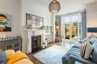 11 Culverden Road, photo 3