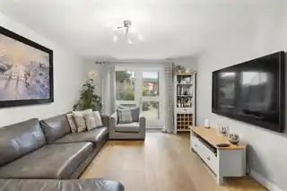 11 Dawson Close, photo 4