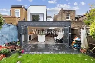 11 Dorset Road, photo 2