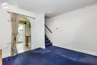 11 Eastcote Avenue, photo 2