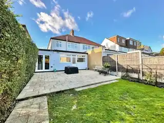 11 Grasmere Gardens, photo 4