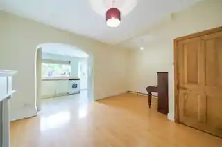 11 Kingsdale Road, photo 3