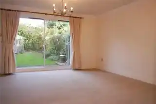 11 Lichfield Close, photo 2