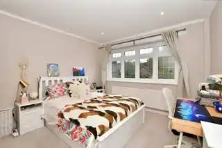 11, Malvern Court, Overton Road, photo 4