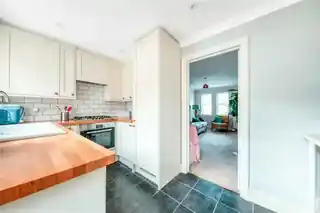 11 Meredith Mews, photo 4