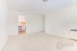 11 Millstream Close, photo 4
