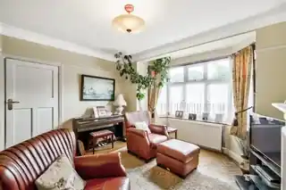 11 Monmouth Avenue, photo 3